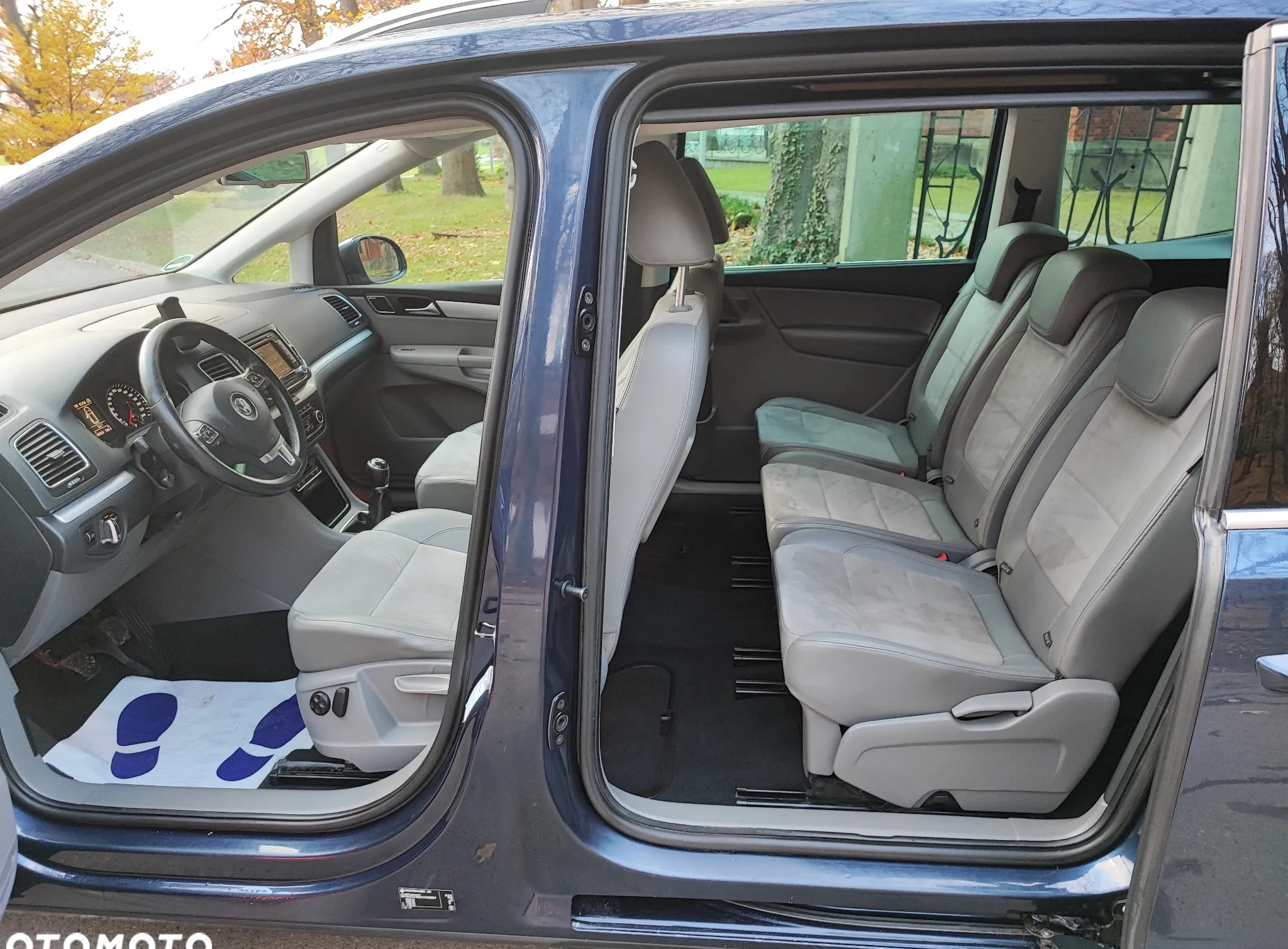Volkswagen Sharan cena 39800 przebieg: 224000, rok produkcji 2012 z Grodków małe 232